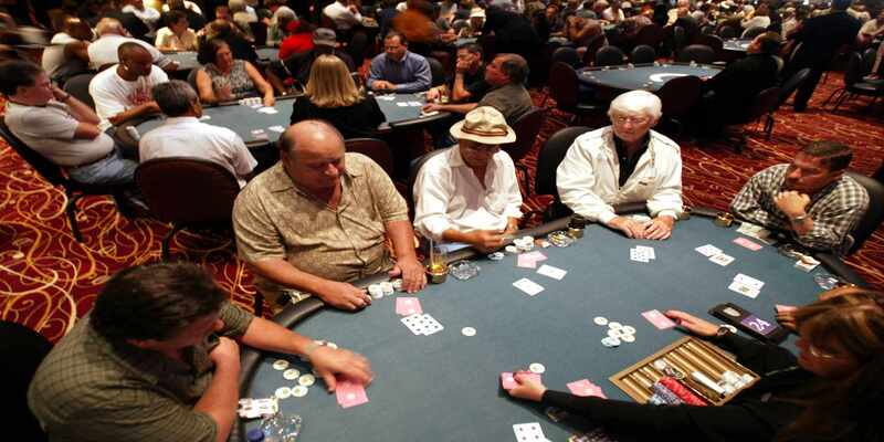 Luật chơi Texas Poker đơn giản